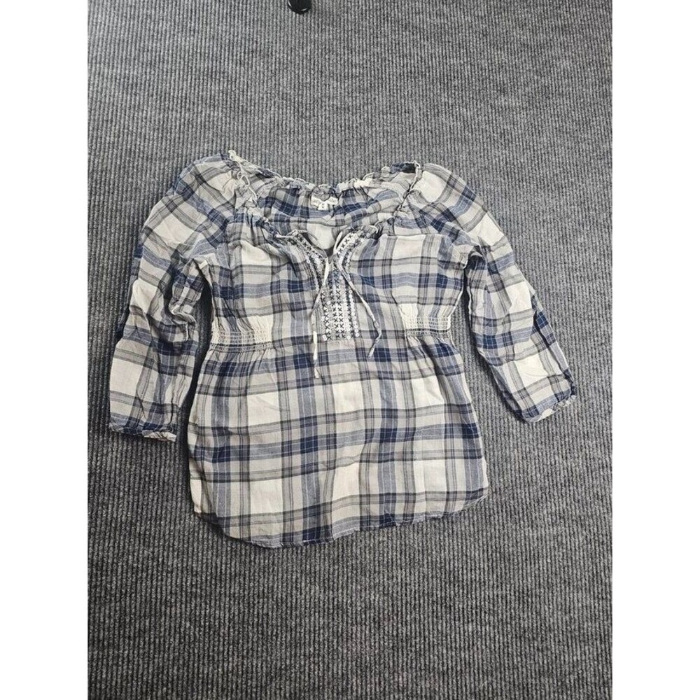 Cute Plaid Cream/Navy Sleeves Blouse  Women’s Size Medium
